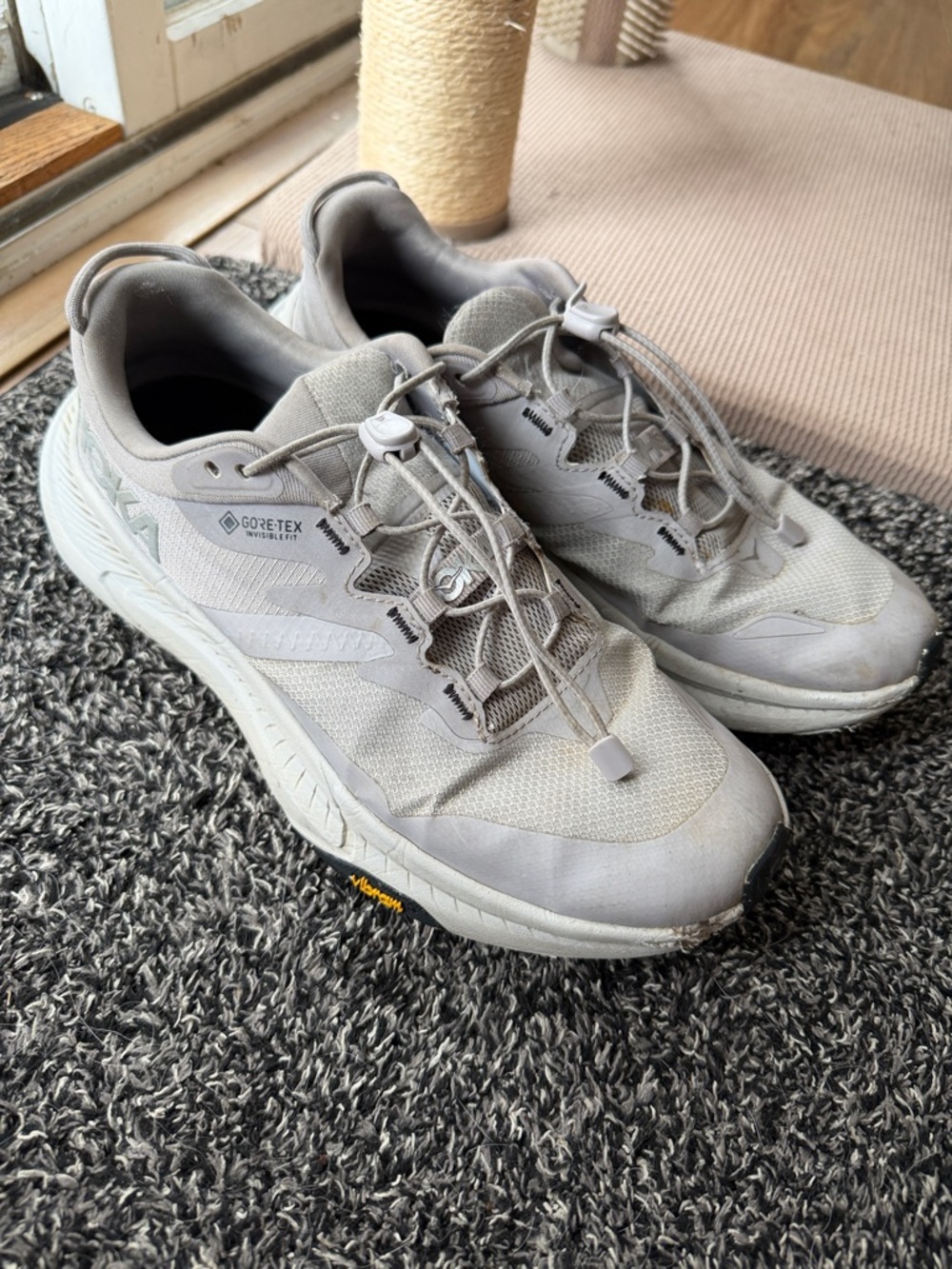GORE-TEX women’s Light purple Waterproof Trail Running Shoes